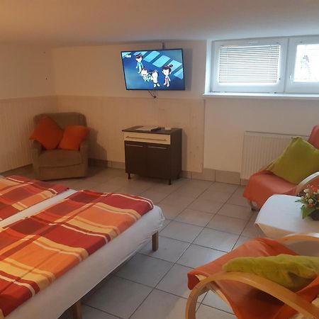 Sub Rosa Two-Bedroom Apartment Balatonfenyves Zewnętrze zdjęcie