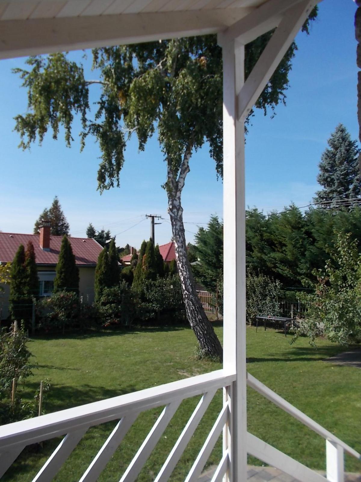 Sub Rosa Two-Bedroom Apartment Balatonfenyves Zewnętrze zdjęcie